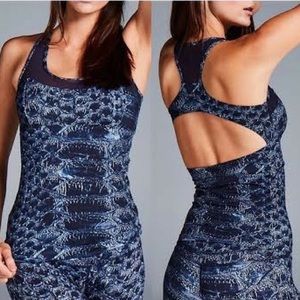 Varley Vidora Vest in Navy Snake